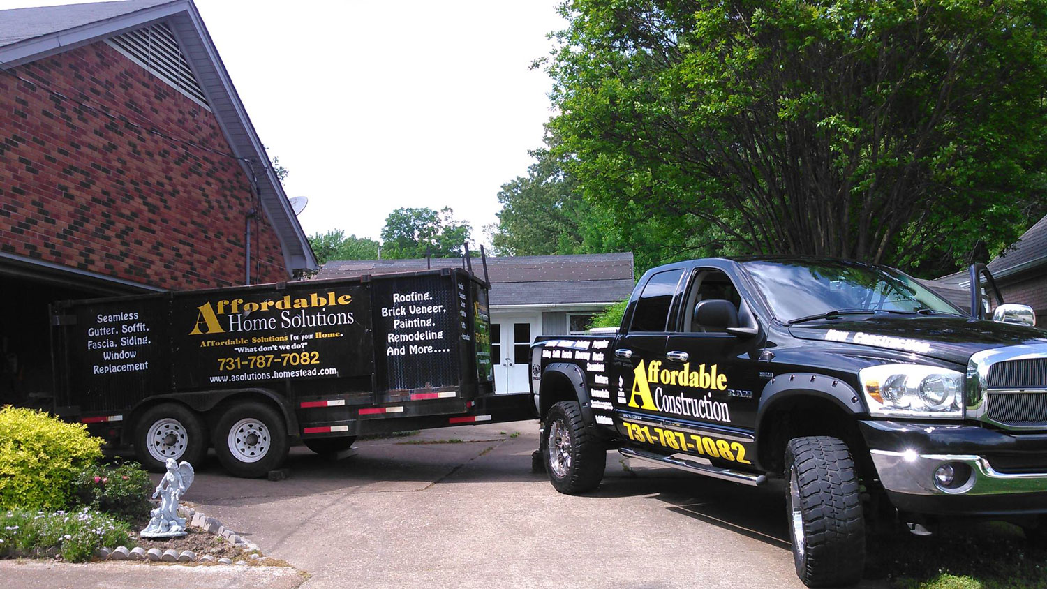 Affordable Construction with truck and trailer attached for slider